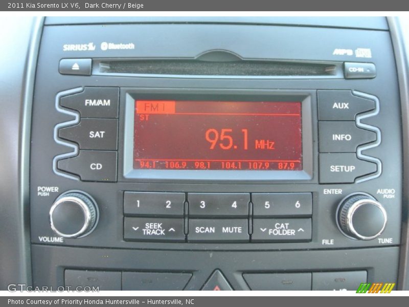 Dark Cherry / Beige 2011 Kia Sorento LX V6