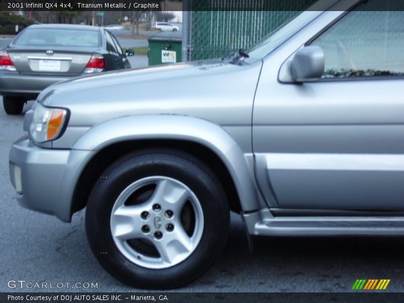 Titanium Metallic / Graphite 2001 Infiniti QX4 4x4