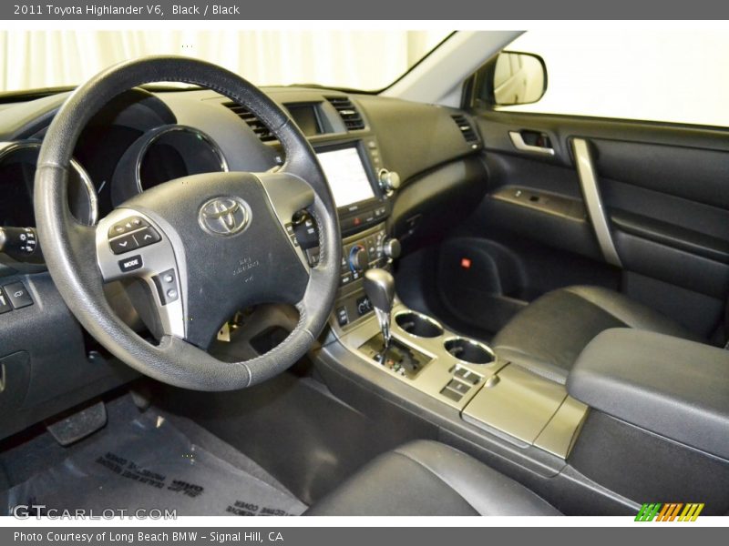Black / Black 2011 Toyota Highlander V6