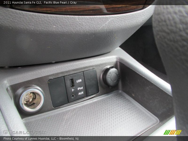 Pacific Blue Pearl / Gray 2011 Hyundai Santa Fe GLS