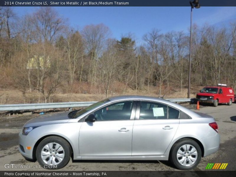 Silver Ice Metallic / Jet Black/Medium Titanium 2014 Chevrolet Cruze LS