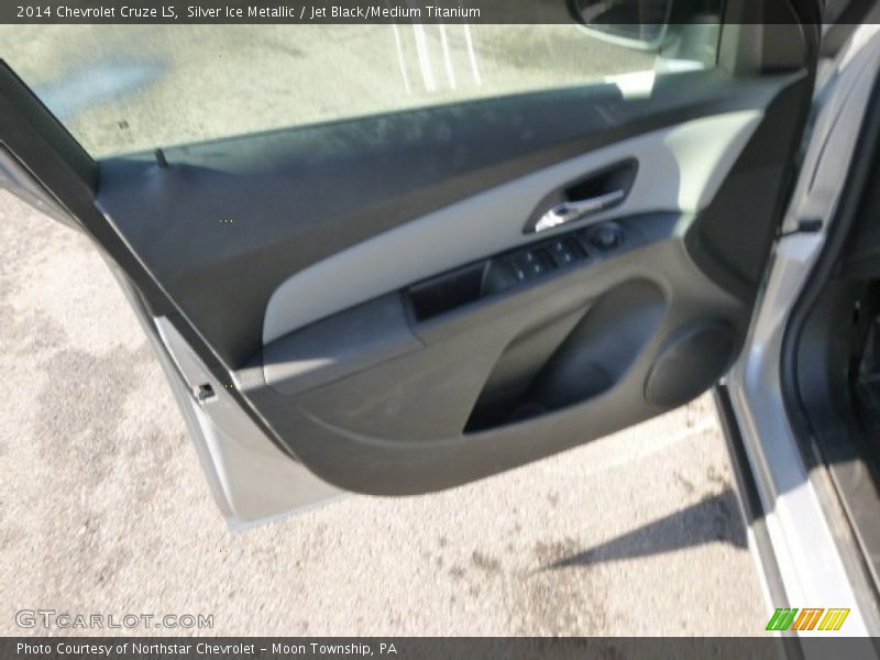 Silver Ice Metallic / Jet Black/Medium Titanium 2014 Chevrolet Cruze LS