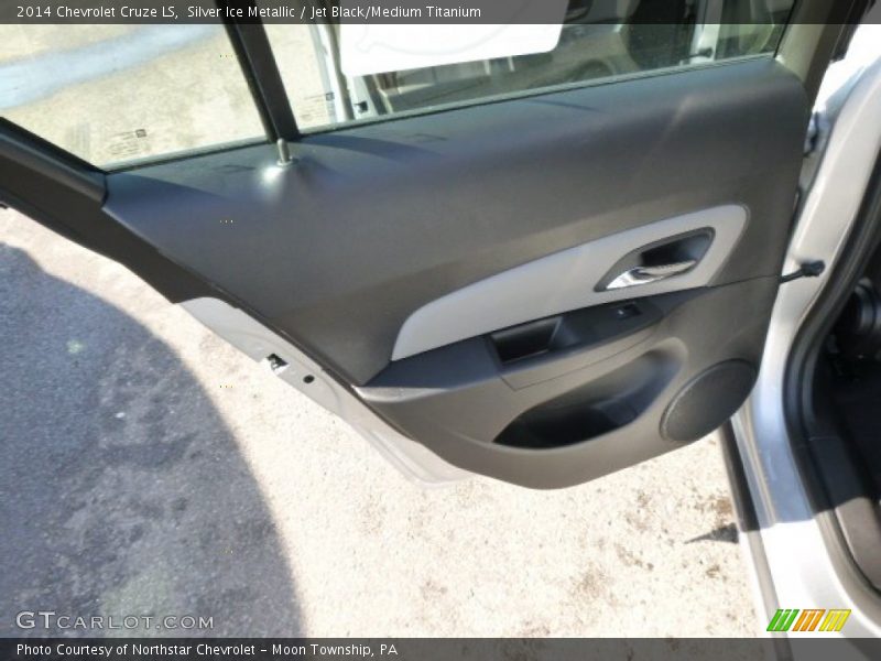 Silver Ice Metallic / Jet Black/Medium Titanium 2014 Chevrolet Cruze LS