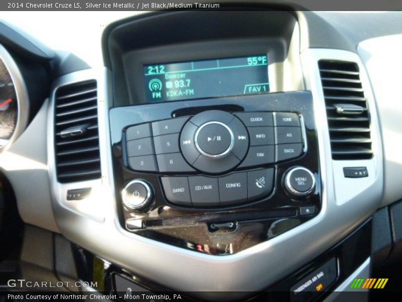 Silver Ice Metallic / Jet Black/Medium Titanium 2014 Chevrolet Cruze LS
