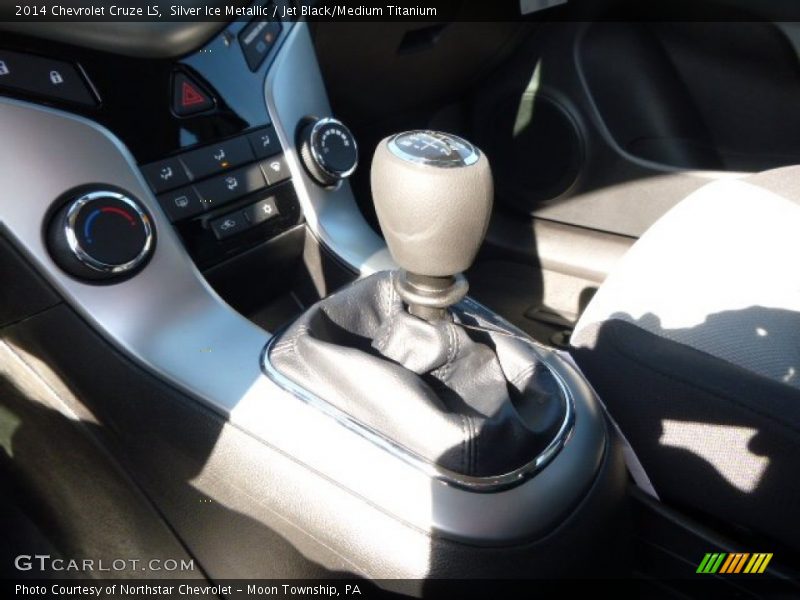 Silver Ice Metallic / Jet Black/Medium Titanium 2014 Chevrolet Cruze LS