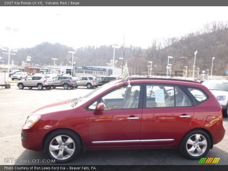 Volcanic Red / Beige 2007 Kia Rondo LX V6