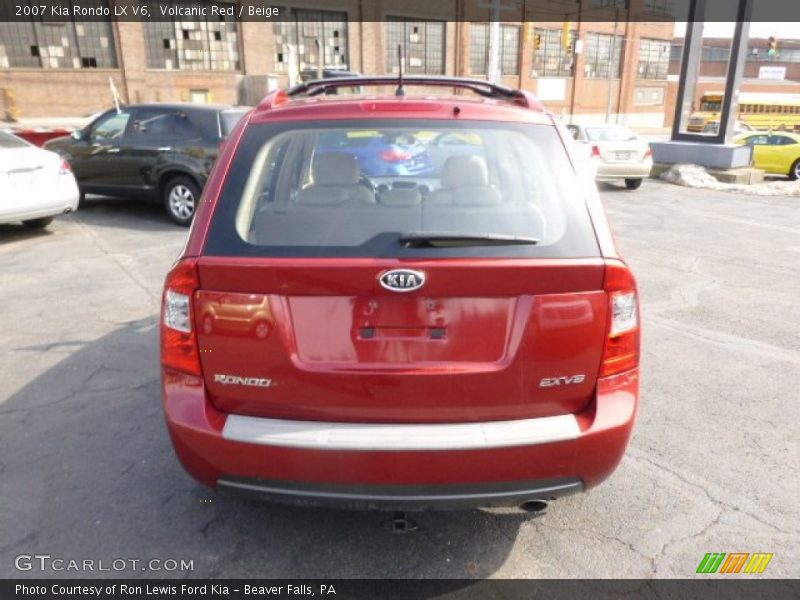 Volcanic Red / Beige 2007 Kia Rondo LX V6