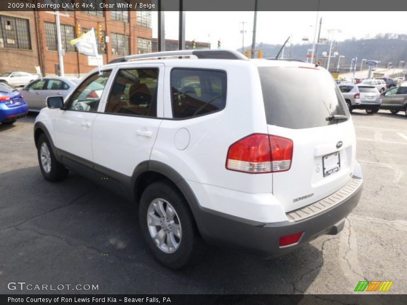 Clear White / Beige 2009 Kia Borrego LX V6 4x4