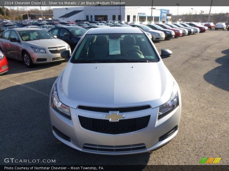 Silver Ice Metallic / Jet Black/Medium Titanium 2014 Chevrolet Cruze LS