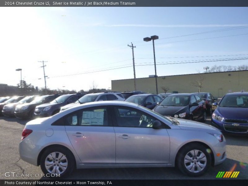 Silver Ice Metallic / Jet Black/Medium Titanium 2014 Chevrolet Cruze LS