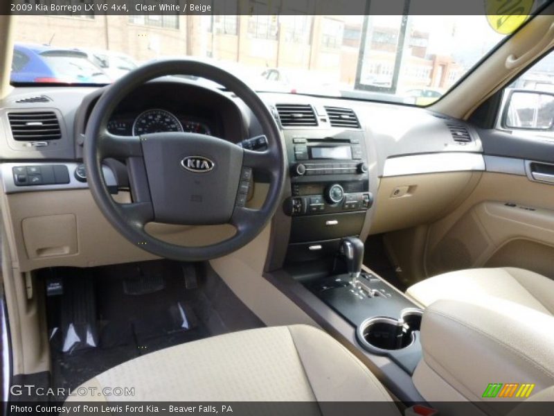 Clear White / Beige 2009 Kia Borrego LX V6 4x4