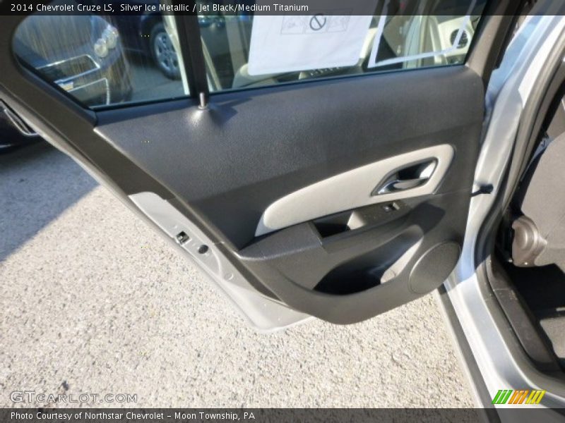 Silver Ice Metallic / Jet Black/Medium Titanium 2014 Chevrolet Cruze LS