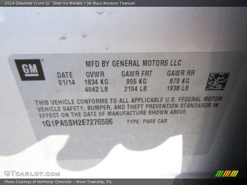 Silver Ice Metallic / Jet Black/Medium Titanium 2014 Chevrolet Cruze LS