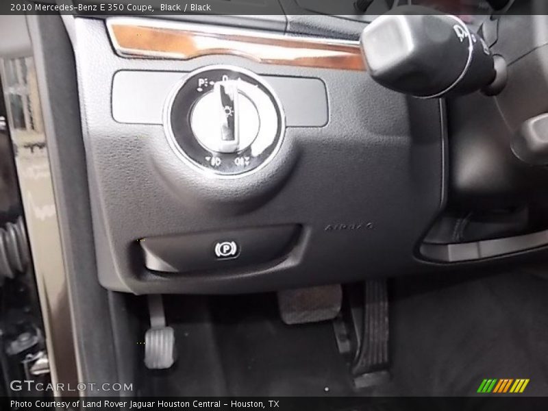 Controls of 2010 E 350 Coupe