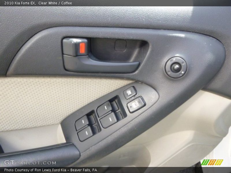 Clear White / Coffee 2010 Kia Forte EX