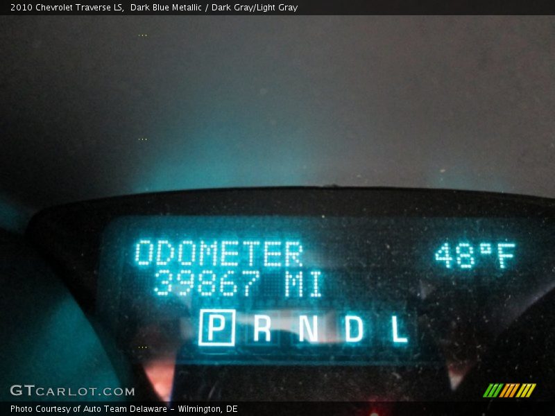 Dark Blue Metallic / Dark Gray/Light Gray 2010 Chevrolet Traverse LS