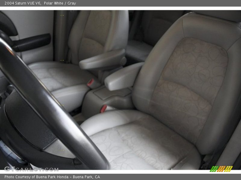 Polar White / Gray 2004 Saturn VUE V6