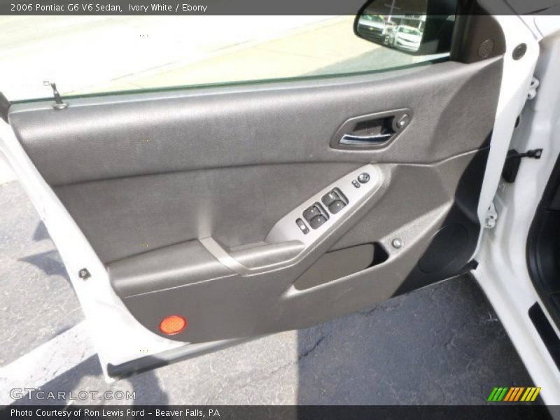 Ivory White / Ebony 2006 Pontiac G6 V6 Sedan