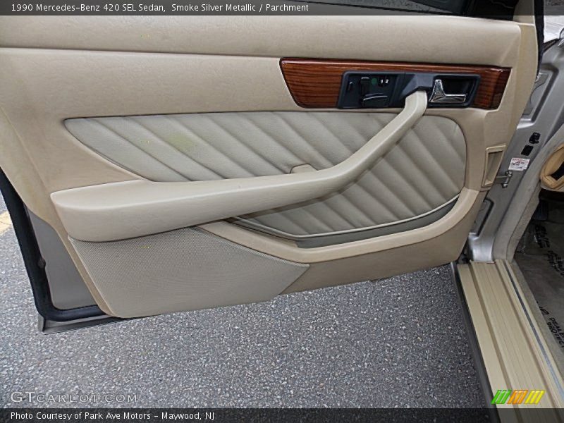 Door Panel of 1990 420 SEL Sedan