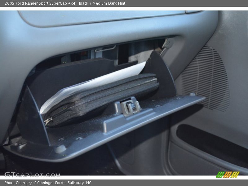 Black / Medium Dark Flint 2009 Ford Ranger Sport SuperCab 4x4