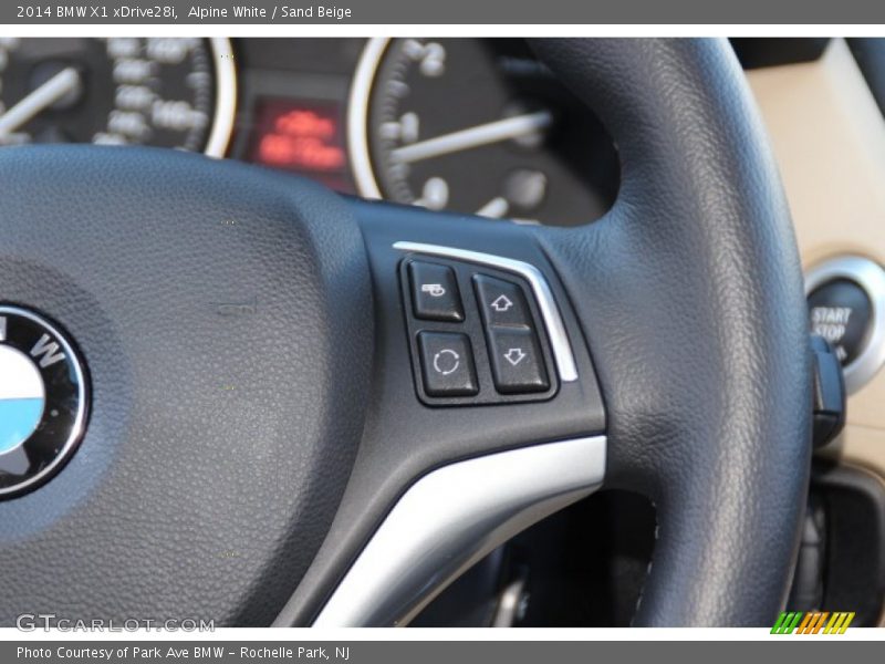 Controls of 2014 X1 xDrive28i