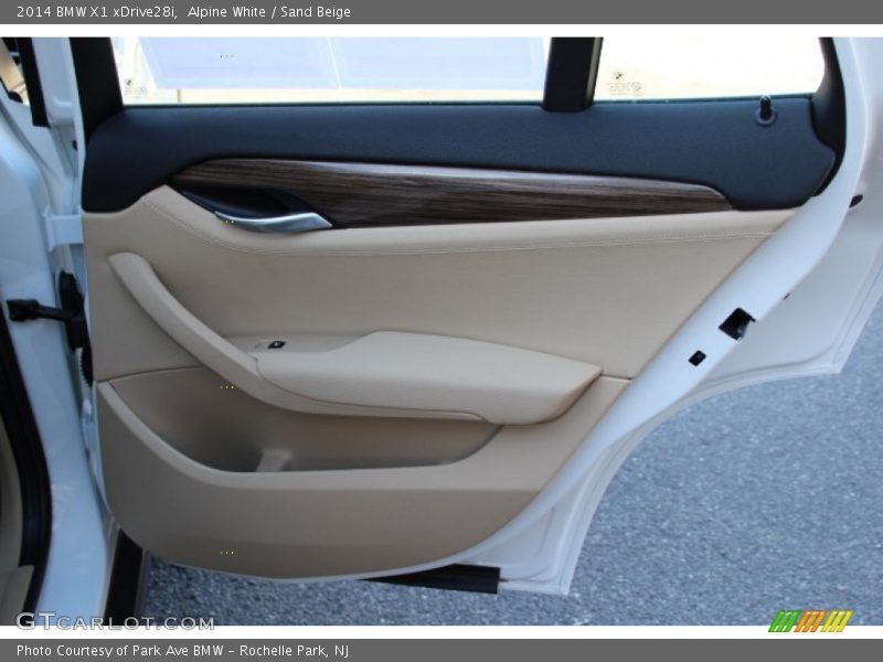Door Panel of 2014 X1 xDrive28i