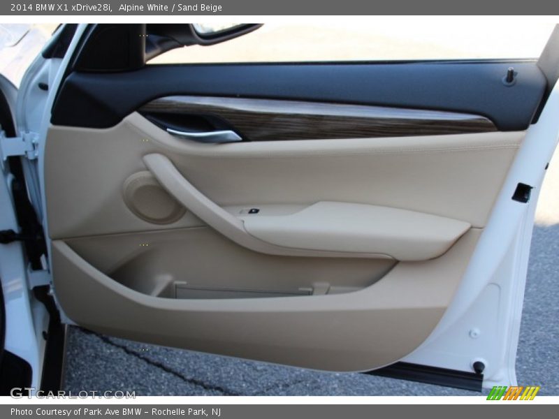 Door Panel of 2014 X1 xDrive28i