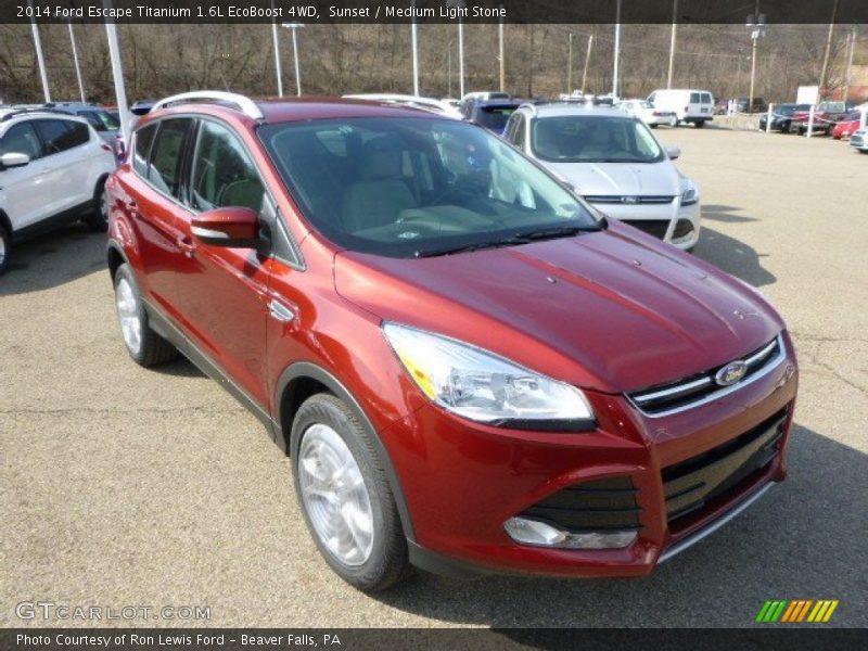 Front 3/4 View of 2014 Escape Titanium 1.6L EcoBoost 4WD