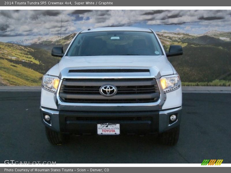 Super White / Graphite 2014 Toyota Tundra SR5 Crewmax 4x4