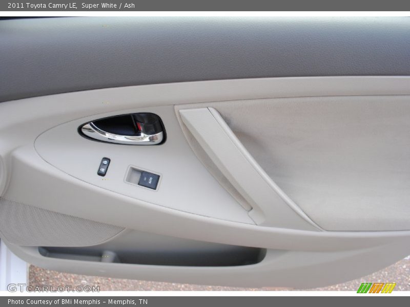 Super White / Ash 2011 Toyota Camry LE