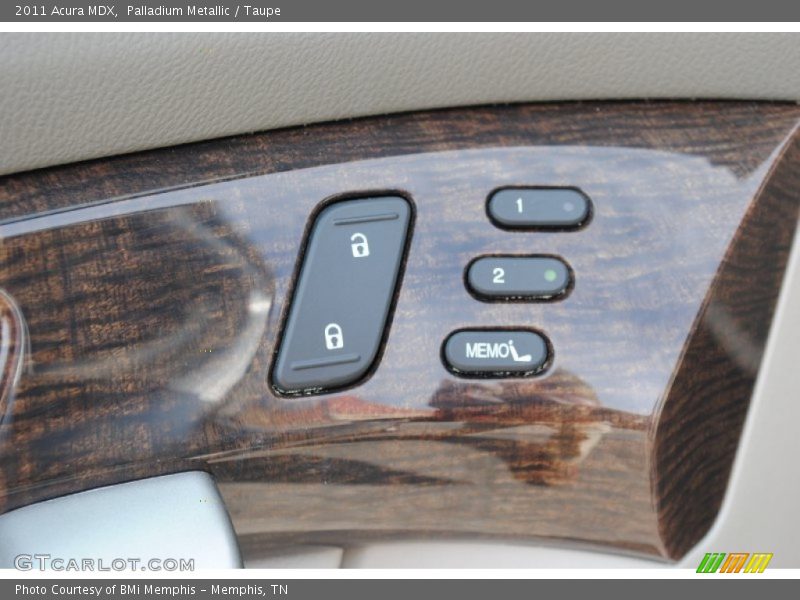 Palladium Metallic / Taupe 2011 Acura MDX
