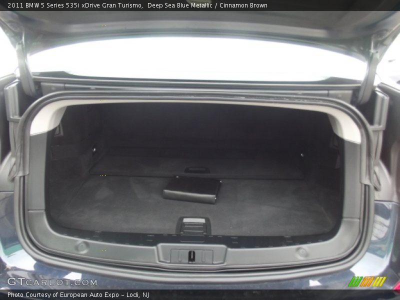 Deep Sea Blue Metallic / Cinnamon Brown 2011 BMW 5 Series 535i xDrive Gran Turismo