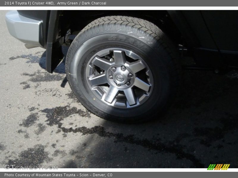 Army Green / Dark Charcoal 2014 Toyota FJ Cruiser 4WD