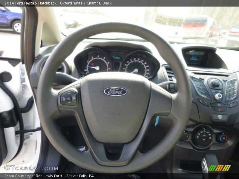 Oxford White / Charcoal Black 2014 Ford Fiesta S Hatchback