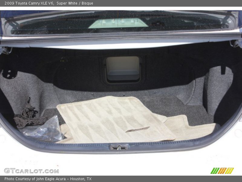 Super White / Bisque 2009 Toyota Camry XLE V6