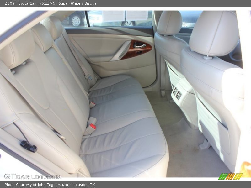 Super White / Bisque 2009 Toyota Camry XLE V6