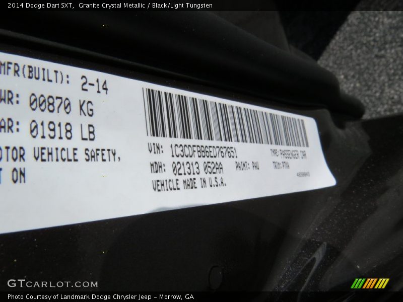Granite Crystal Metallic / Black/Light Tungsten 2014 Dodge Dart SXT