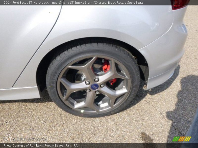 Ingot Silver / ST Smoke Storm/Charcoal Black Recaro Sport Seats 2014 Ford Focus ST Hatchback