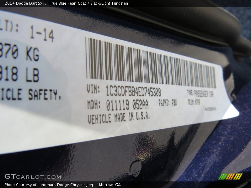 True Blue Pearl Coat / Black/Light Tungsten 2014 Dodge Dart SXT