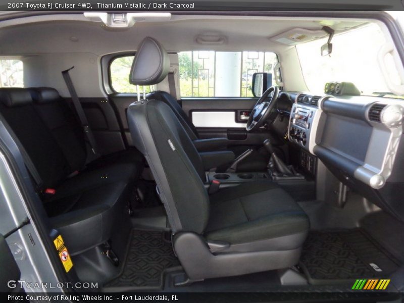 Titanium Metallic / Dark Charcoal 2007 Toyota FJ Cruiser 4WD