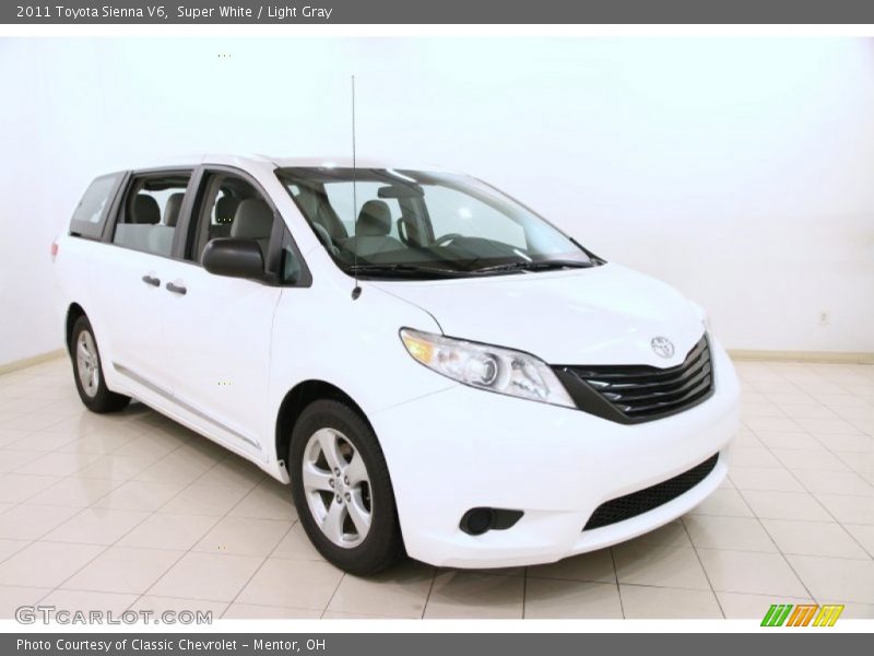 Super White / Light Gray 2011 Toyota Sienna V6