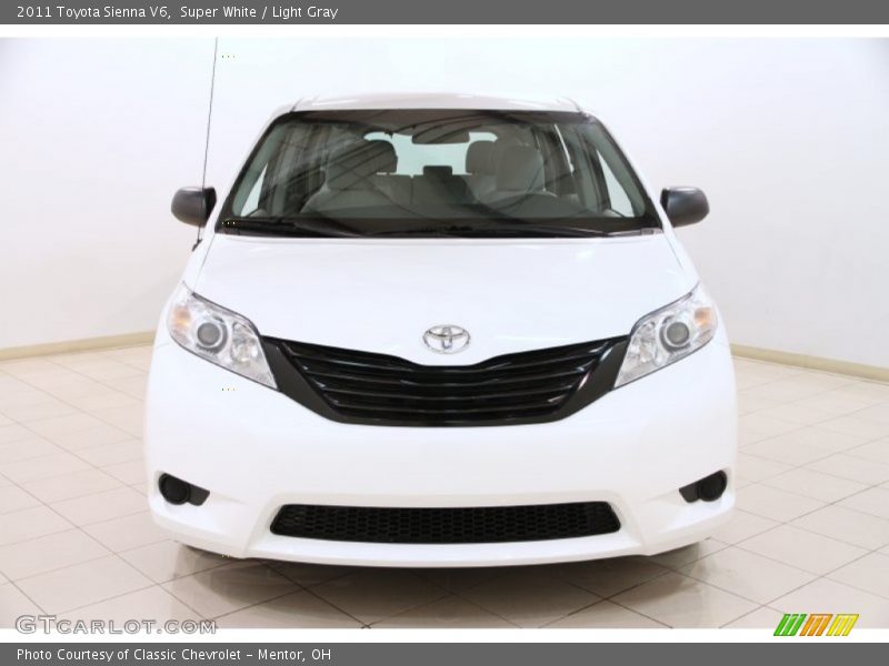 Super White / Light Gray 2011 Toyota Sienna V6