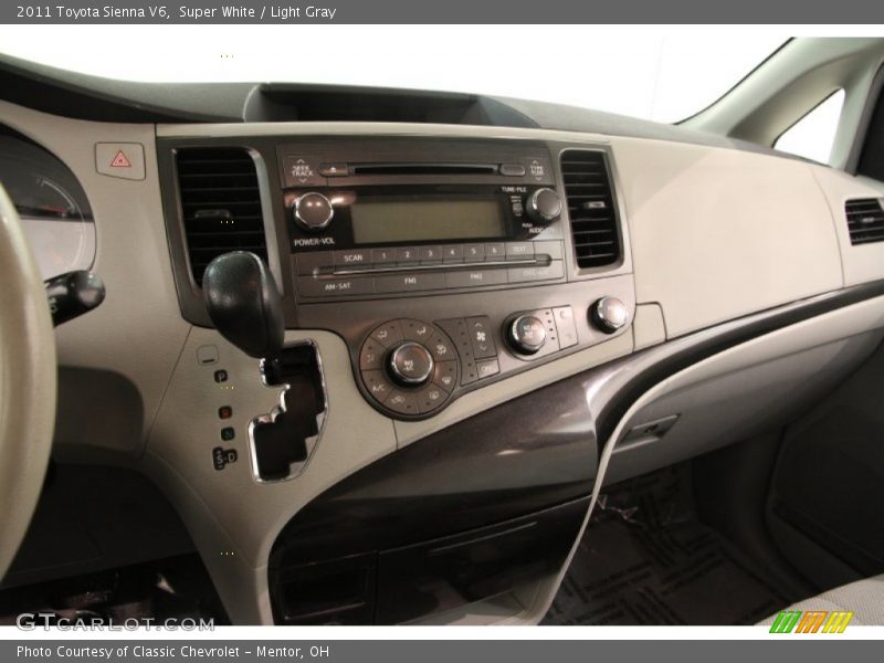 Super White / Light Gray 2011 Toyota Sienna V6