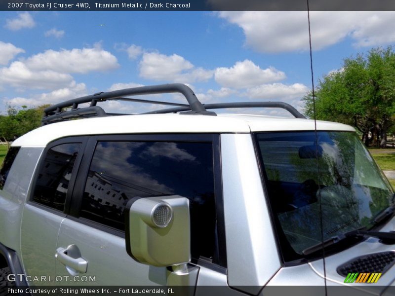 Titanium Metallic / Dark Charcoal 2007 Toyota FJ Cruiser 4WD