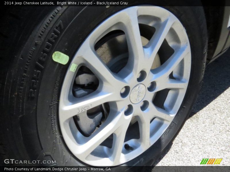 Bright White / Iceland - Black/Iceland Gray 2014 Jeep Cherokee Latitude