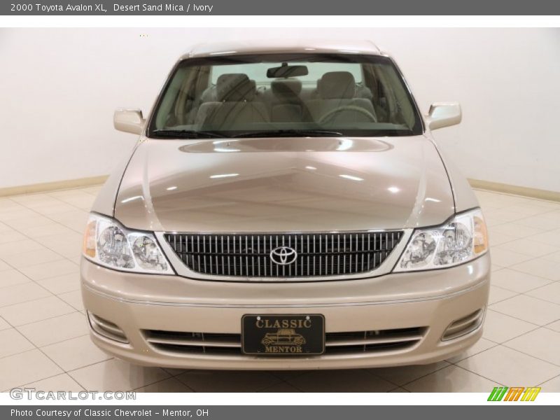 Desert Sand Mica / Ivory 2000 Toyota Avalon XL