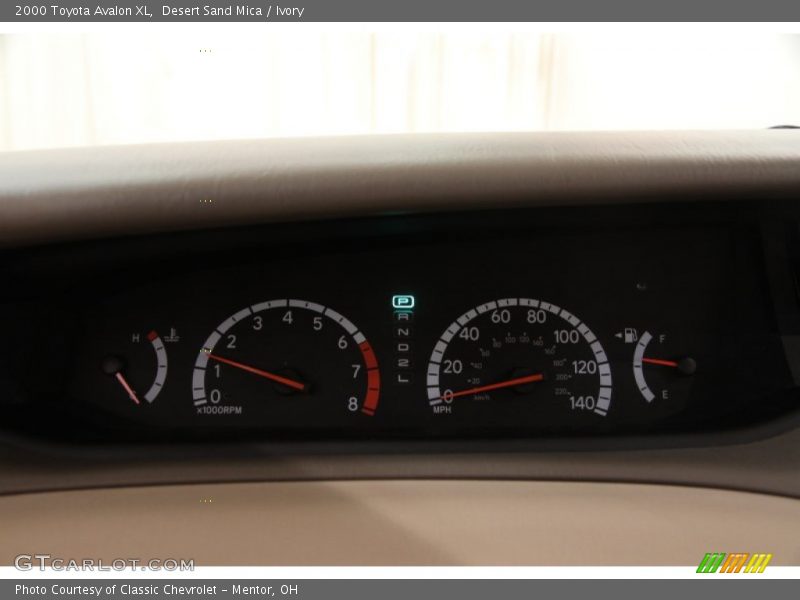Desert Sand Mica / Ivory 2000 Toyota Avalon XL