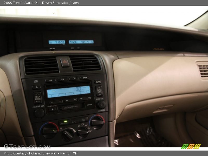 Desert Sand Mica / Ivory 2000 Toyota Avalon XL