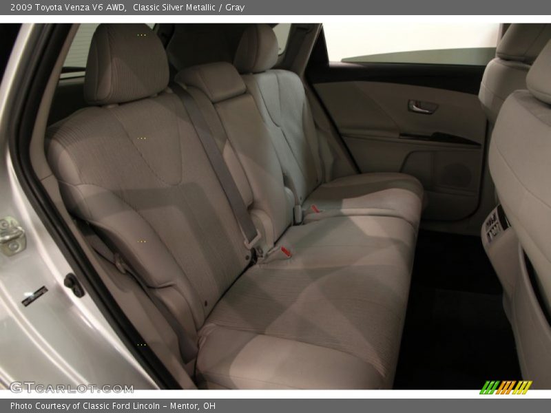 Classic Silver Metallic / Gray 2009 Toyota Venza V6 AWD