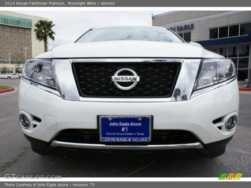 Moonlight White / Almond 2014 Nissan Pathfinder Platinum